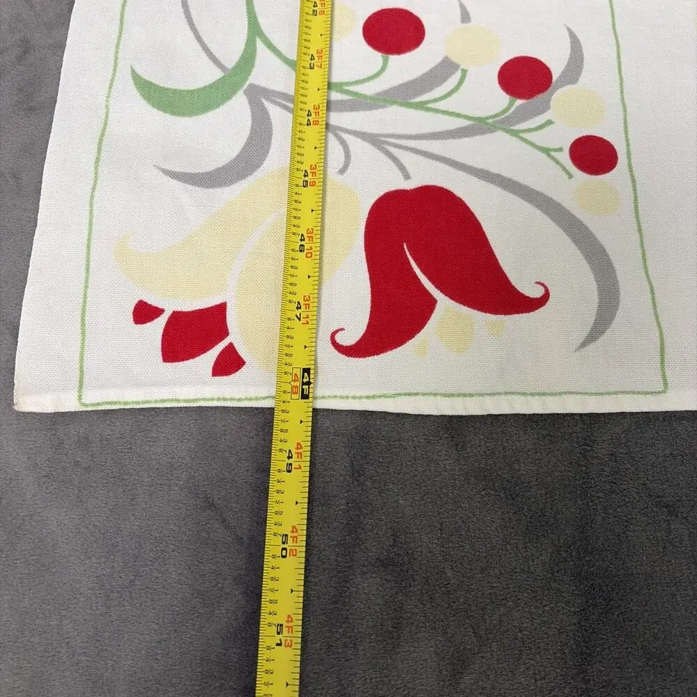 Vintage MCM Retro Tablecloth Outdoor Backyard Party Floral 54